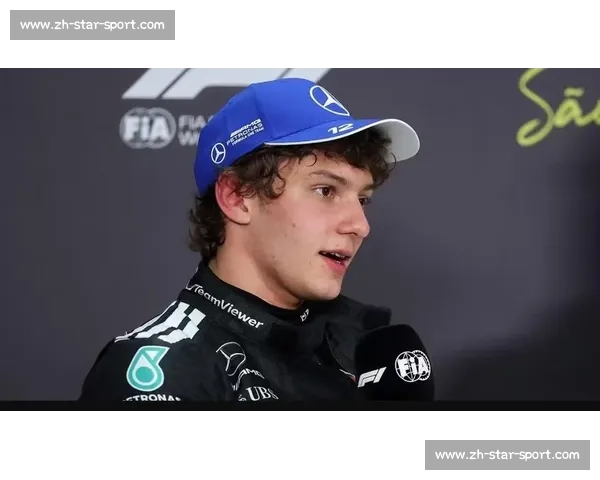 安东内利头盔视角：首圈追尾维斯塔潘瞬间全记录