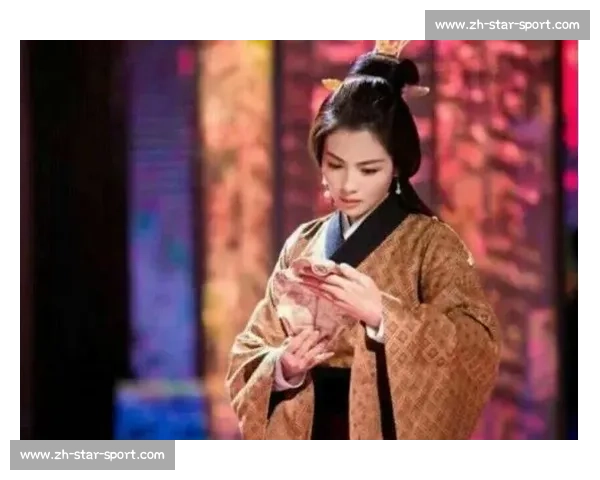 里昂高层震荡：特克斯特辞职，米歇尔 - 康接任首位女性主席